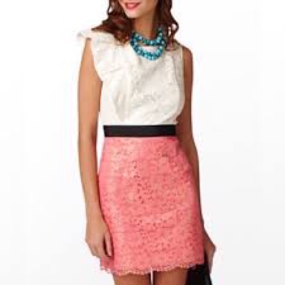 Lilly Pulitzer Dresses & Skirts - Lily Pulitzer Lace Color Block Dress